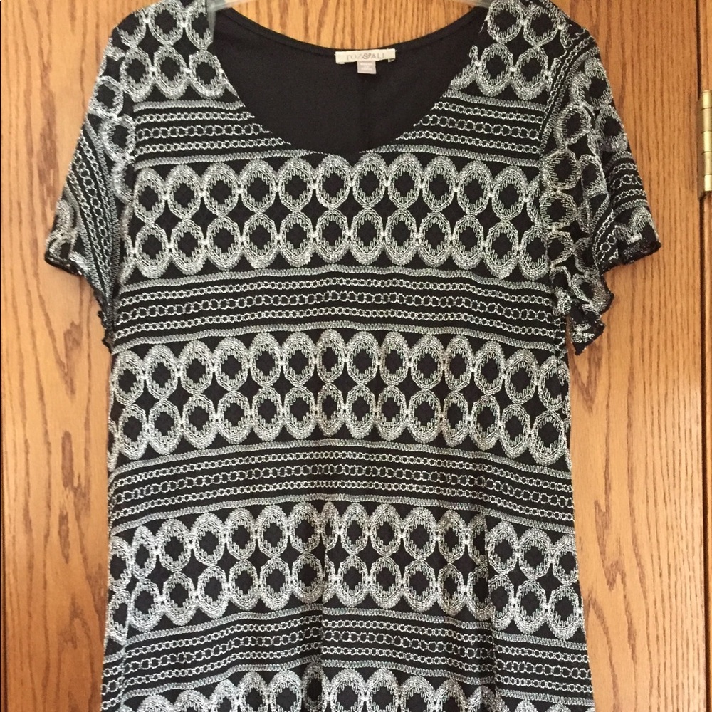 Black and white blouse